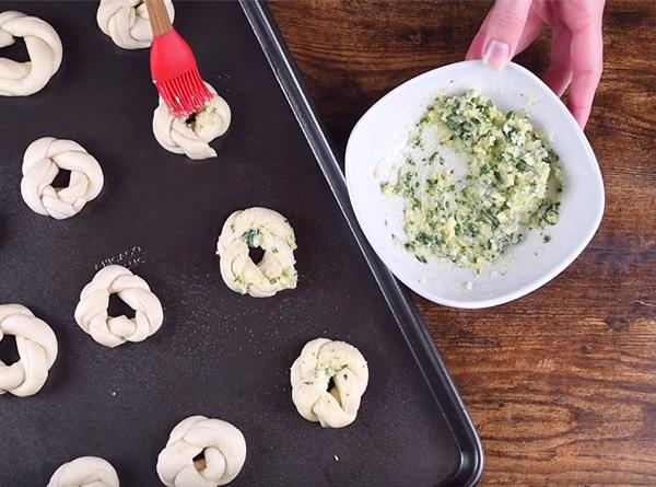 Garlic Knots - Step 4